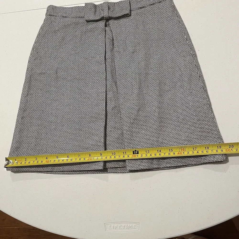 Ann Taylor Loft Skirt Size 0P(26") Check Black/White with Bow Center Pleat Lined - Picture 7 of 9